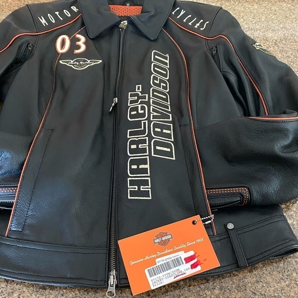 Harley Davidson Women’s Leather Jacket Medium NWT - Picture 2 of 13